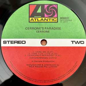 r-7032685-1695361385-1045